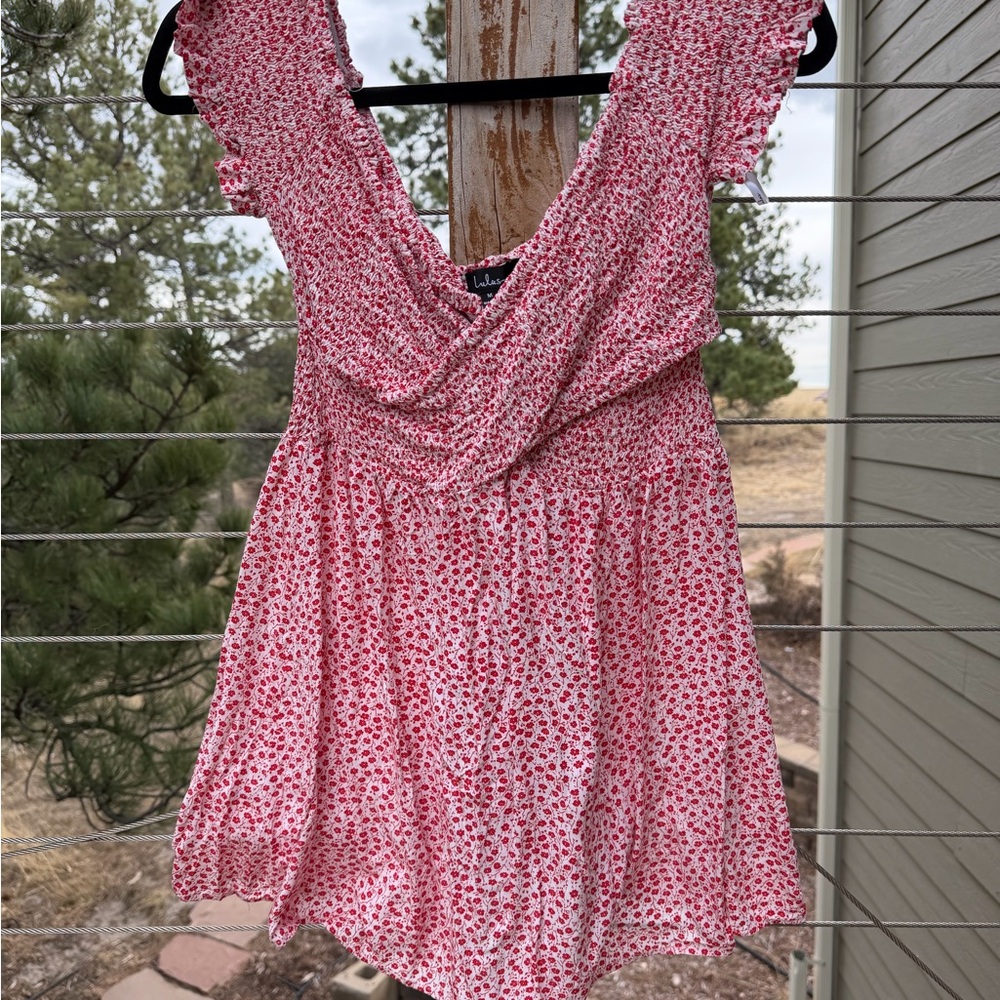 Lulu's Red and White Textured Top